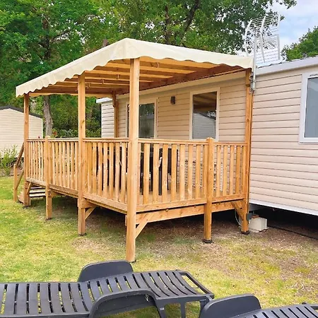 Mobil 4 Etoiles Les Viviers 2 Campsite *
